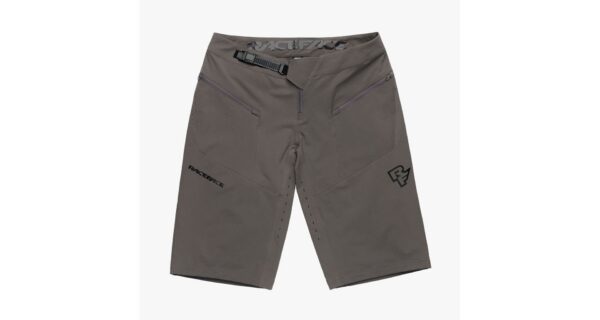RACE FACE SOFTGOODS Pánské cyklistické kraťasy Race Face Indy - charcoal Velikost: L