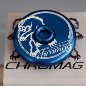 Víčko představce Chromag Barevná kombinace: Modré