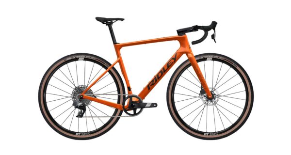 Gravel RIDLEY kolo ASTR Apex AXS Rich Orange Metallic/Black Metallic Barva: Rich Orange Metallic