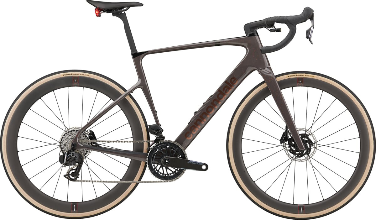 CANNONDALE kola a rámy Silniční kolo Cannondale Synapse Carbon 2 Smartsense - Copper Ore Velikost: 61