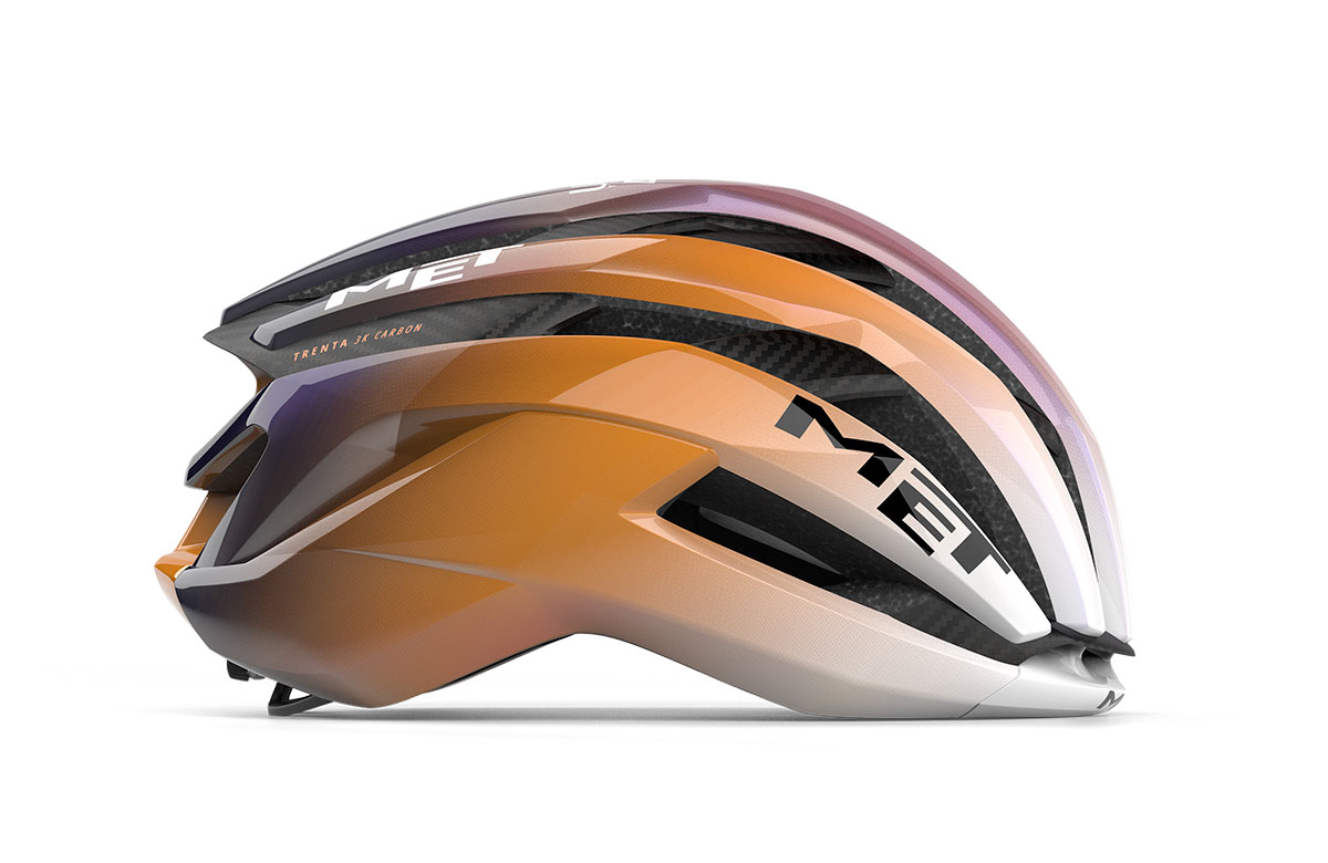Přilba MET Trenta 3K Carbon MIPS Air - UAE Team ADQ Limited Edition Velikost: 52/56 cm (S) - Obrázek 2